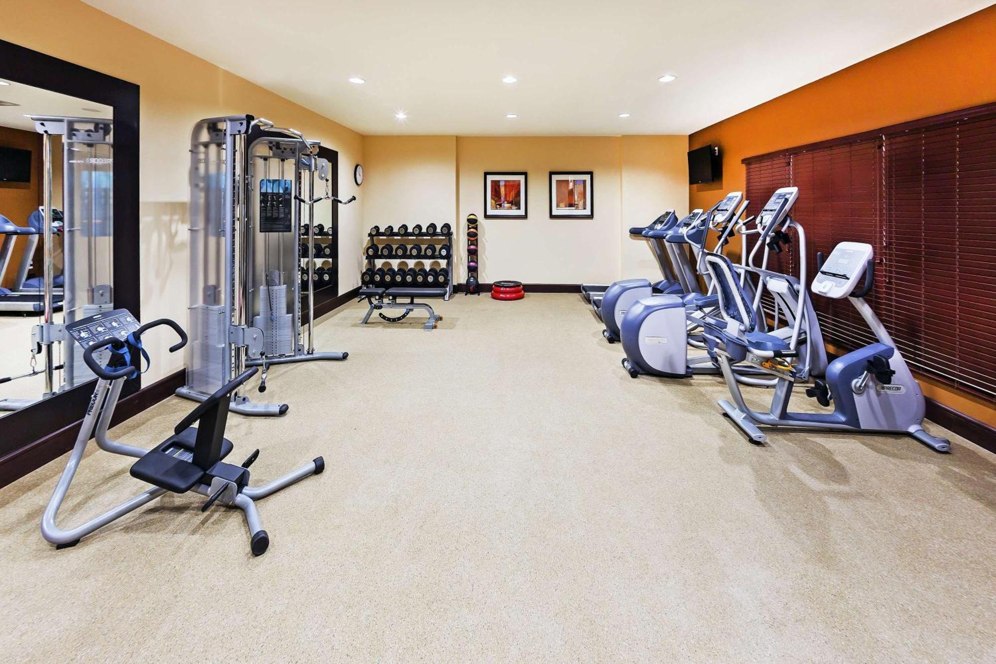 Hilton Garden Inn Midland Esterno foto