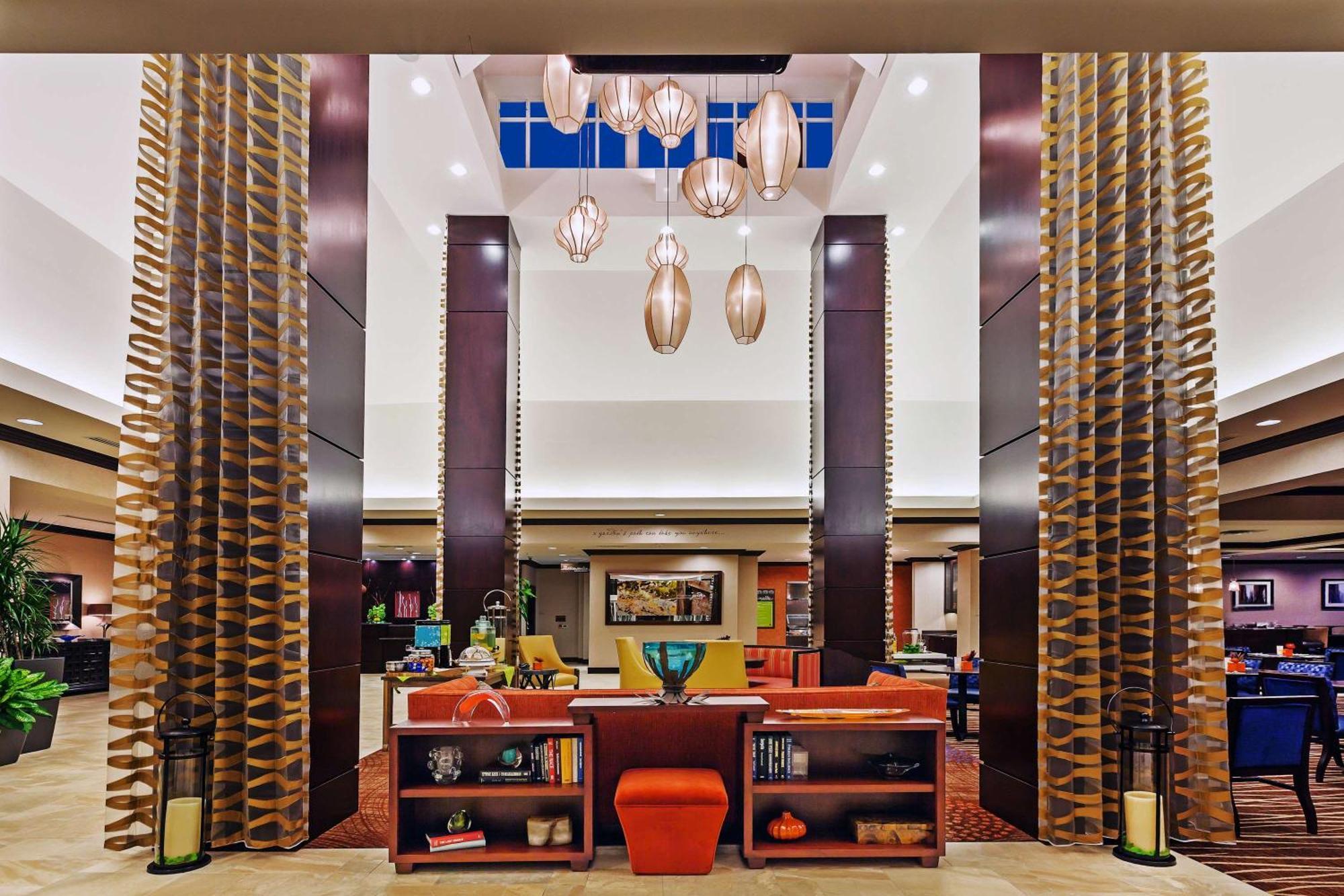 Hilton Garden Inn Midland Esterno foto