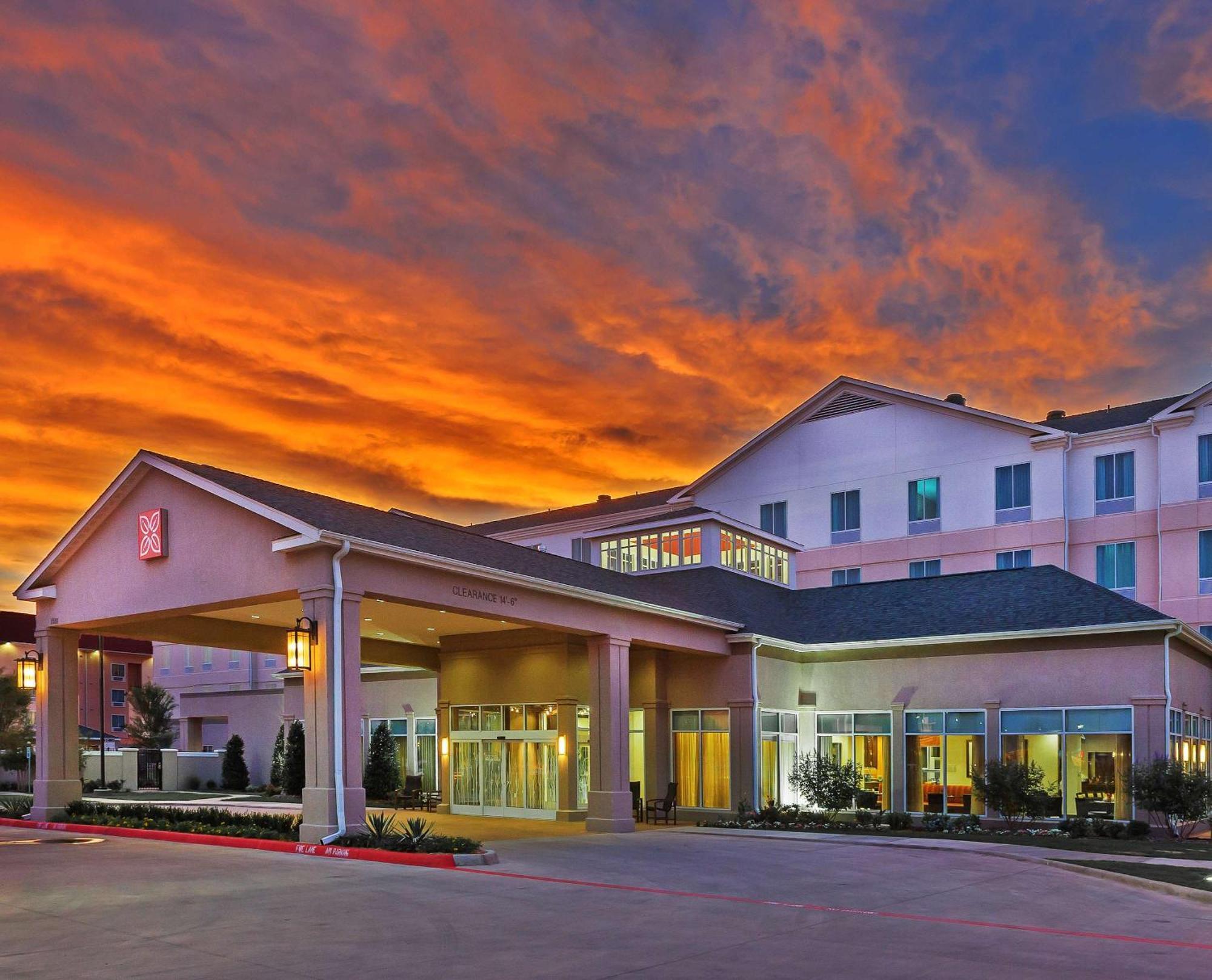 Hilton Garden Inn Midland Esterno foto